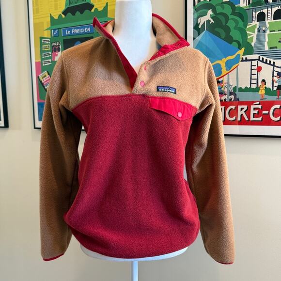 Patagonia Tops - LIKE NEW Patagonia Women's Synchilla Snap-T Fleece in Molten Lava - XS